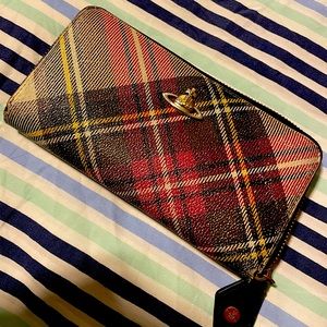 This is a wallet Vivienne Westwood original ❤️❤️